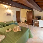 La Loggia Di San Martino 구아르도타디노