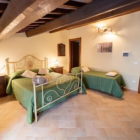 La Loggia Di San Martino 3* Gualdo Tadino